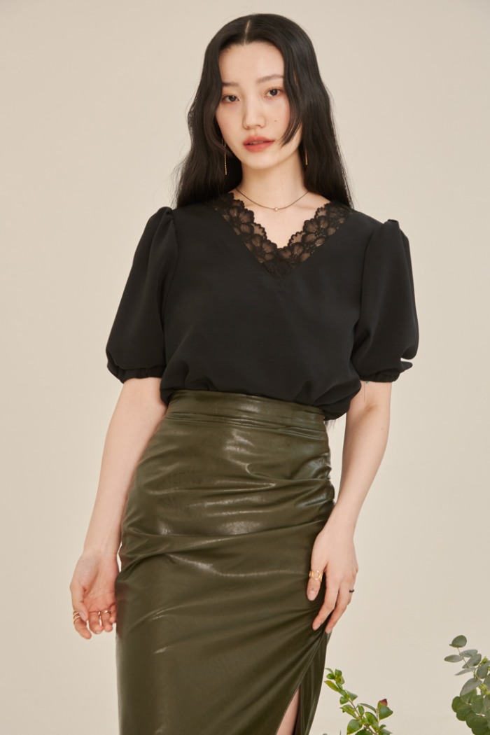 Lace puff blouse (black)