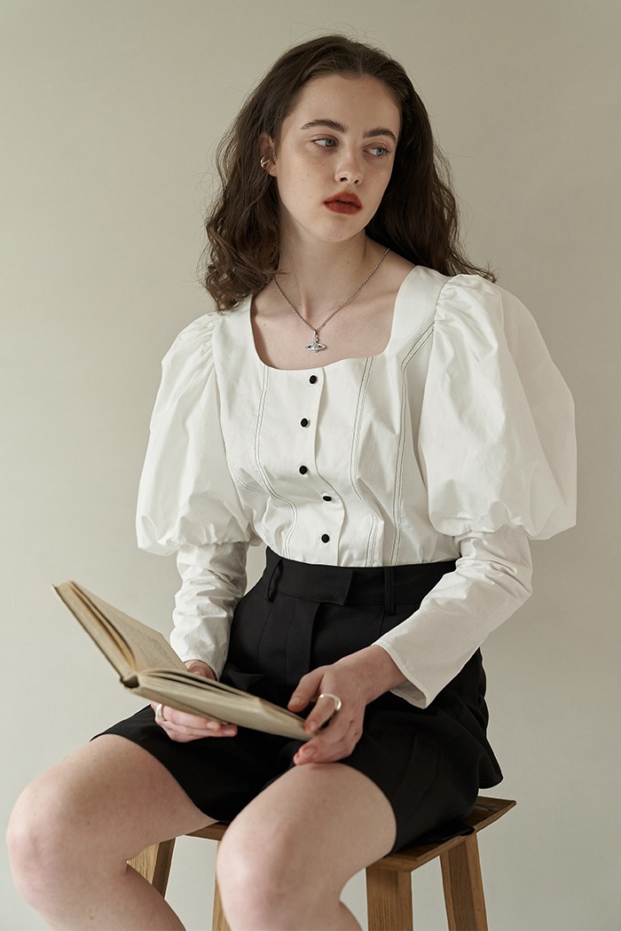 Layered puff stitch blouse (white)